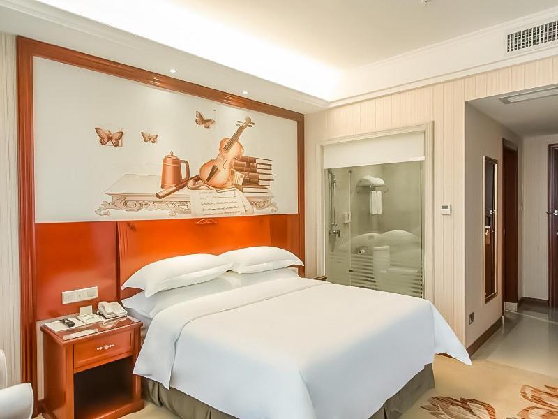 Vienna Hotel Jian People Square Ji'an  Bagian luar foto